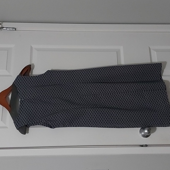 Mario Serrani sleeveless dress with zipper in back - Picture 3 of 6